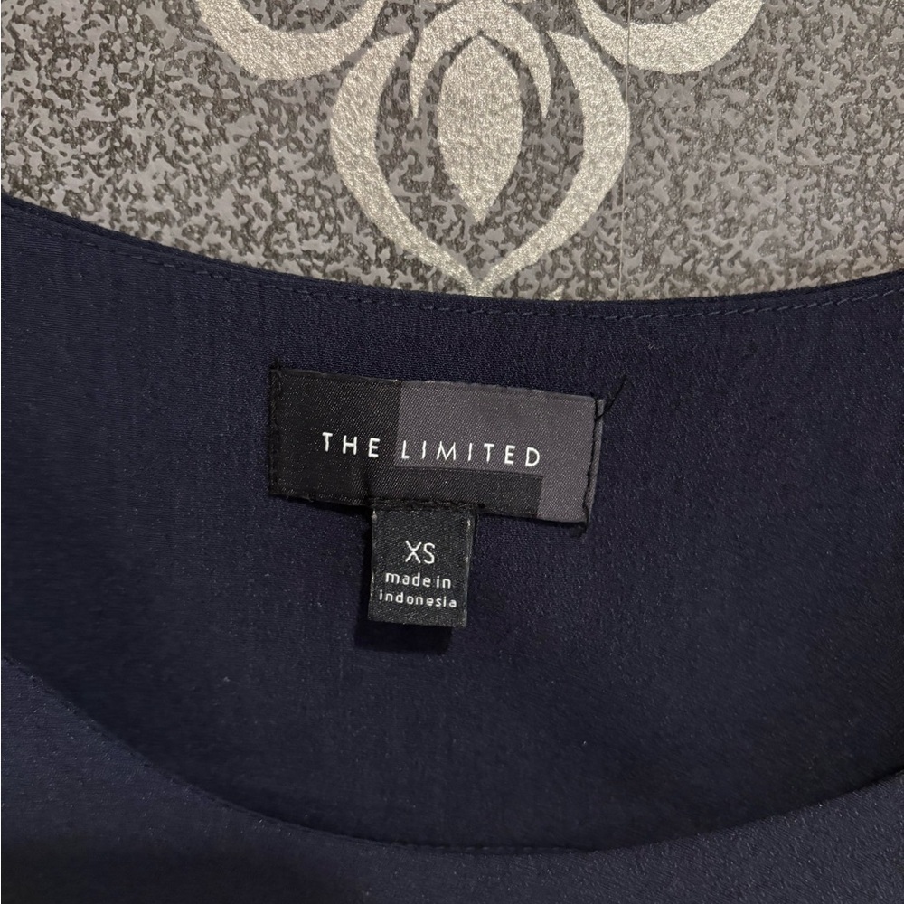 The Limited Navy and White Tank Top - Picture 2 of 3